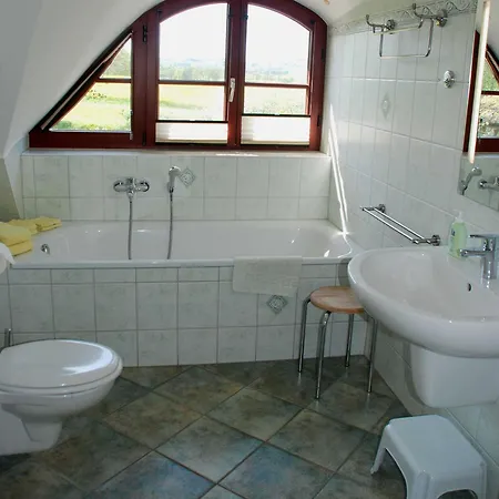 Unterm Reetdach Sellin (Rugen)