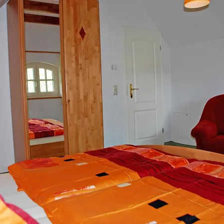 Unterm Reetdach