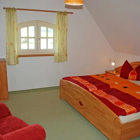 Farm stay Unterm Reetdach