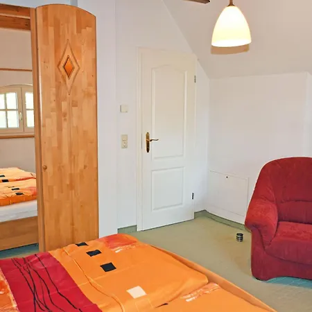 Unterm Reetdach Séjour à la ferme Sellin (Rugen)