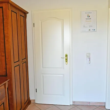 Unterm Reetdach Farm stay